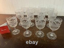 12 verres à vin ancien modèle taillé et gravé cristal Baccarat (prix à la pièce)