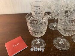 12 verres à vin ancien modèle taillé et gravé cristal Baccarat (prix à la pièce)