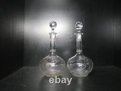 1 ancienne carafe en cristal gravé Baccarat modèles Mimosa