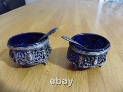 2 Salieres Anciennes Cristal Baccarat + Montures + Cuilleres Argent Minerve