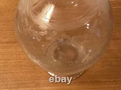 2 anciennes Carafe à Vin En Cristal De Baccarat gravé 19 ème numérotées