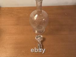 2 anciennes Carafe à Vin En Cristal De Baccarat gravé 19 ème numérotées