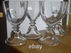 4 ANCIENS VERRES A VIN ROUGE EN CRISTAL SERVICE A PIED CLOCHE UNI 11 cm 10 cls