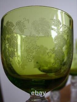 4 Anciens Verres A Vin Roemer Cristal Colore Decor Grappes De Vigne