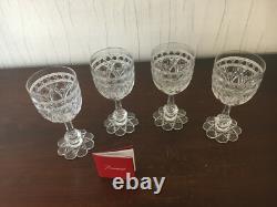 4 Verres à vin blanc ancien modèle en cristal de Baccarat (prix à la pièce)