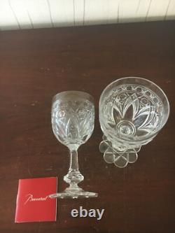 4 Verres à vin blanc ancien modèle en cristal de Baccarat (prix à la pièce)