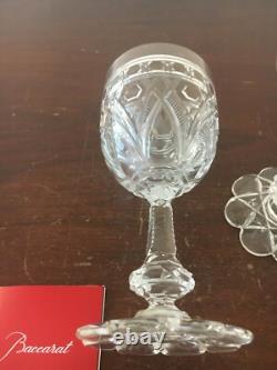 4 Verres à vin blanc ancien modèle en cristal de Baccarat (prix à la pièce)