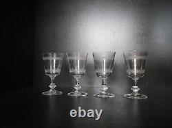 4 ancien verres à eau en cristal gavé frise de chez Baccarat