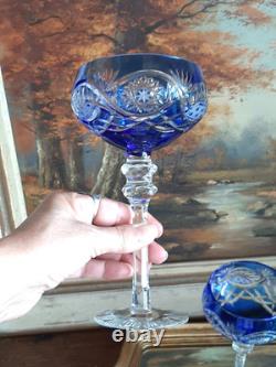 4 verres anciens calice bleu cobalt en cristal gravés