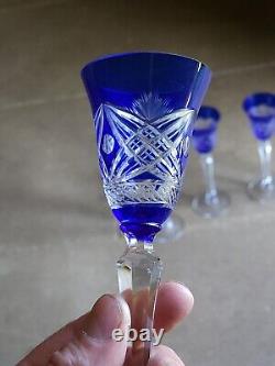 5 Verres Ancien Doublé Bleu Et Gravé H 18, 5 Cm