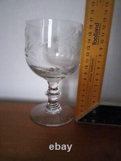 5 anciens très grands verres en cristal soufflé et taillé
