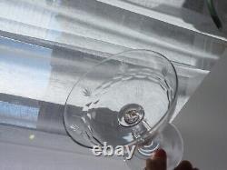 6 ANCIENNES COUPES A VIN CHAMPAGNE CRISTAL DE BACCARAT modèle 10742 authentique
