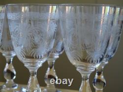 6 ANCIENS VERRES A VIN BLANC CRISTAL MODELE GRAVURE FLORALE ORIENTALISTE 11 cm