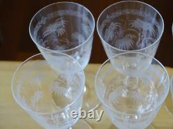 6 ANCIENS VERRES A VIN BLANC CRISTAL MODELE GRAVURE FLORALE ORIENTALISTE 11 cm