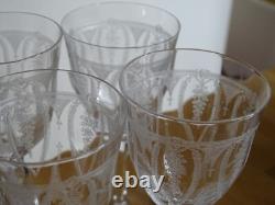 6 ANCIENS VERRES A VIN FINE GRAVURE SUR UN FIN CRISTAL ht 13,5 cm