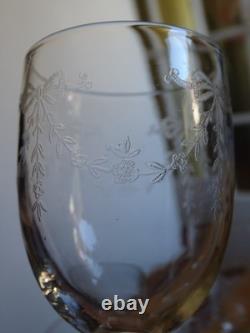 6 ANCIENS VERRES A VIN ROUGE DEMI CRISTAL GRAVURE RUBAN ht 12,3 cm EPOQUE 1920