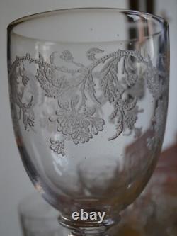 6 ANCIENS VERRES A VIN ROUGE MODELE BELLE GRAVURE FLORALE ht 13,5 cm
