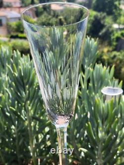 6 anciennes flûtes à champagne en cristal taillé