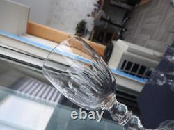 6 anciens verres à vin blanc à apéritif cristal de BACCARAT modèle GONDOLE h11,8