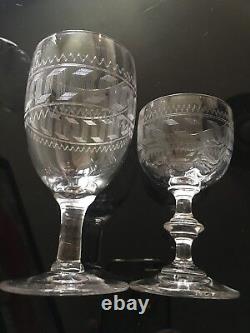 6 anciens verres à vin en Louis Philippe cristal de BACCARA+4 verres à liqueur