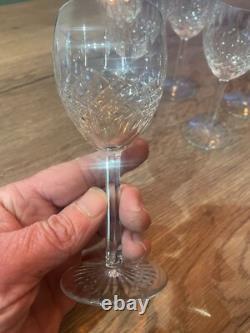 6 anciens verres à vin rouge en cristal signés Saint Louis modèle Vendome