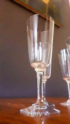 6 flûtes à champagne en cristal de Baccarat ancienne
