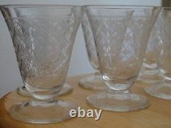7 ANCIENS VERRES A LIQUEUR ART DECO EN CRISTAL STYLE BACCARAT ht 6,2 cm
