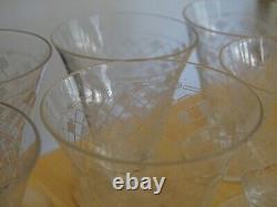 7 ANCIENS VERRES A LIQUEUR ART DECO EN CRISTAL STYLE BACCARAT ht 6,2 cm