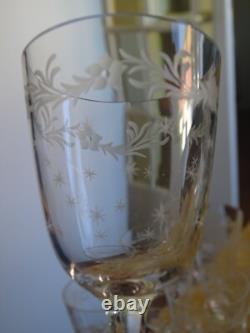 7 ANCIENS VERRES A VIN ROUGE OU BLANC CRISTAL QUALITE STYLE NAPOLEON III étoiles