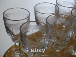 8 ANCIENS VERRES A LIQUEUR CRISTAL GRAVURE ART NOUVEAU ht 7,5 cm