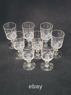 8 Anciens Verres A Vin En Cristal De Baccarat Taillé Gravure 10742