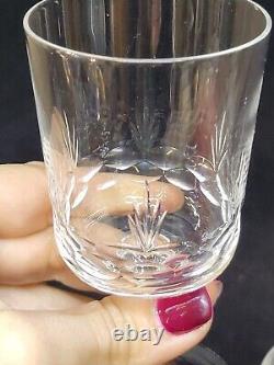 8 Anciens Verres A Vin En Cristal De Baccarat Taillé Gravure 10742
