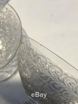 9 Coupes à champagne en cristal Baccarat Chateaubriand gravure Rohan anciennes