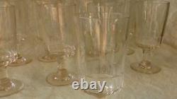 9 VERRES A VIN ANCIEN EN VERRE MODELE MIRABEAU FIN 19 ème