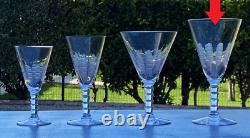 9 anciennes flutes à Champagne gravées en cristal Saint Louis Baccarat