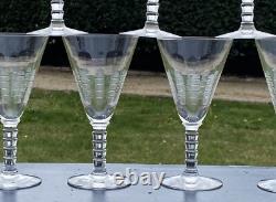 9 anciennes flutes à Champagne gravées en cristal Saint Louis Baccarat