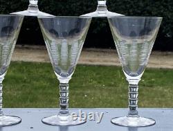 9 anciennes flutes à Champagne gravées en cristal Saint Louis Baccarat