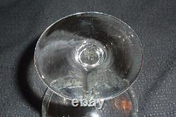 9 coupes à champagne en cristal soufflé gravé anciennes st louis ou baccarat
