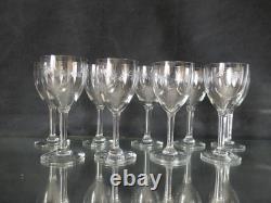 9 verres à vin anciens en cristal taillé ciselé, décor floral