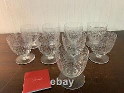 9 verres à vin rouge gravé ancien en cristal de Baccarat (prix à la pièce)