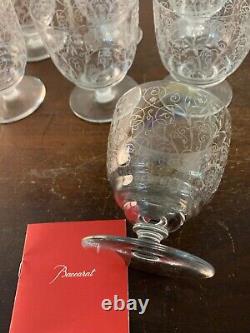 9 verres à vin rouge gravé ancien en cristal de Baccarat (prix à la pièce)