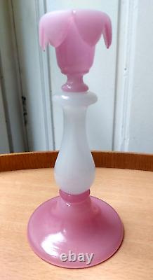 ANCIENNE PAIRE DE BOUGEOIR BICOLORE EN OPALINE XIXème NAPOLEON III