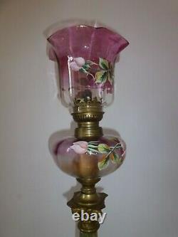 ANCIEN LAMPE A PÉTROLE VERRE ÉMAILLÉ XIXe LAMP OIL SHADE GLASS ENAMEL PINK 19TH