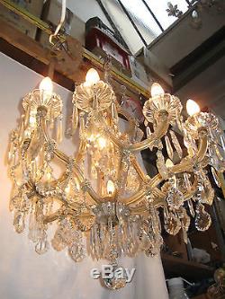 Ancien Grand Lustre Italien En Verre Et Cristal Style Marie-therese /13 Lampes