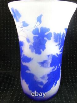 Ancien Grand Vase Cristal Pate De Verre Degage A L Acide Fleur Bleu Cobalt