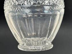 Ancien Grand Vase en Cristal Lourd Taillé Saint Louis Modèle Trianon