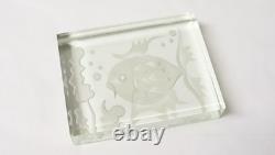 Ancien Parallélépipède de cristal taillé dépoli poisson décor marin Art-Déco XXe