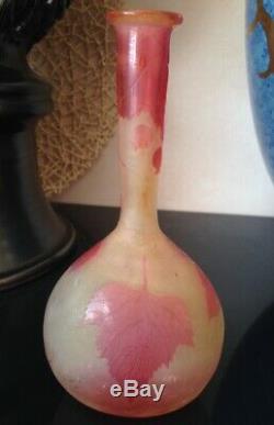 Ancien Vase Pate de verre signé Gallé Soliflore baies de sureau sorbiers