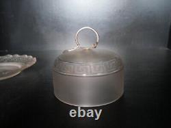 Ancien beurrier cristal dépolie et argent motif grec monture en argent Baccarat
