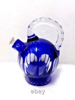 Ancien carafon à liqueur avec anse en cristal de Saint Louis